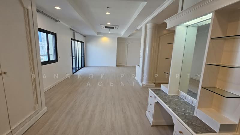 G.P. Grande Tower, Bangkok, 55 Sukhumvit 23, Khlongtoei Nua, Watthana, Bangkok, 4 Bedrooms, 360 sqm, Condo For Rent, by BANGKOK PROPERTY AGENTS, 500248487 - DDproperty.com
