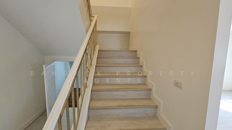 G.P. Grande Tower, Bangkok, 55 Sukhumvit 23, Khlongtoei Nua, Watthana, Bangkok, 4 Bedrooms, 360 sqm, Condo For Rent, by BANGKOK PROPERTY AGENTS, 500248487 - DDproperty.com