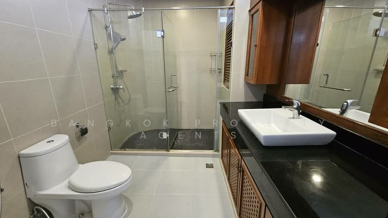 Govind Tower, Bangkok, Soi Sukhumvit 19, Khlongtoei Nua, Watthana, Bangkok, 3 Bedrooms, 360 sqm, Condo For Rent, by BANGKOK PROPERTY AGENTS, 500248491 - DDproperty.com