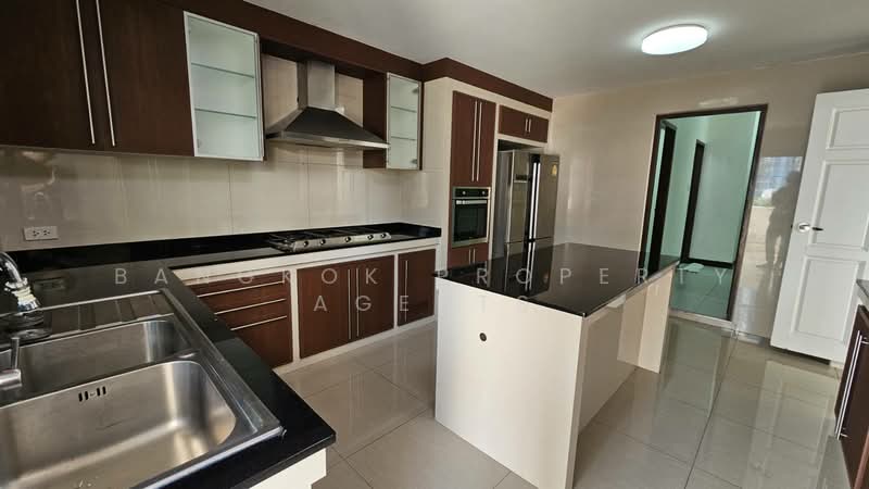 Govind Tower, Bangkok, Soi Sukhumvit 19, Khlongtoei Nua, Watthana, Bangkok, 3 Bedrooms, 360 sqm, Condo For Rent, by BANGKOK PROPERTY AGENTS, 500248491 - DDproperty.com