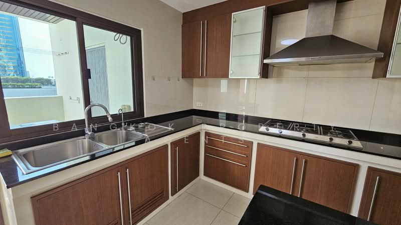 Govind Tower, Bangkok, Soi Sukhumvit 19, Khlongtoei Nua, Watthana, Bangkok, 3 Bedrooms, 360 sqm, Condo For Rent, by BANGKOK PROPERTY AGENTS, 500248491 - DDproperty.com