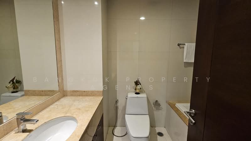 Piyathip Place, Bangkok, 24 Soi Prommitr, Khlong Tan Nua, Watthana, Bangkok, 3 Bedrooms, 287 sqm, Condo For Rent, by BANGKOK PROPERTY AGENTS, 500248505 - DDproperty.com