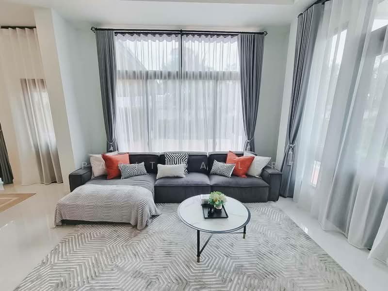 Perfect Masterpiece Sukhumvit 77, Samut Prakan, Soi Mu Ban Perfect Place Sukhumvit 77, Rachathewa, Bang Plee, Samut Prakan, 5 Bedrooms, 585 sqm, Single Detached House For Rent, by Parit Daolert, 500248530 - DDproperty.com