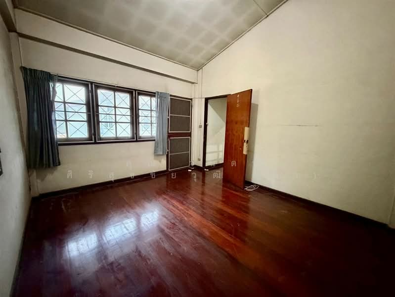 บ้านเดี่ยว 3 ชั้น 145 ตร.ว. บ้านเดี่ยว ใกล้เดอะมอลล์งามวงศ์วาน ซอยประชาชื่น42, Bangkok, ถนนประชาชื่น, Wong Sawang, Bang Sue, Bangkok, 5 Bedrooms, 500 sqm, Single Detached House For Sale, by คุณ วนิดา ศิริสุขชัยวุฒิ (ดา), 500248532 - DDproperty.com