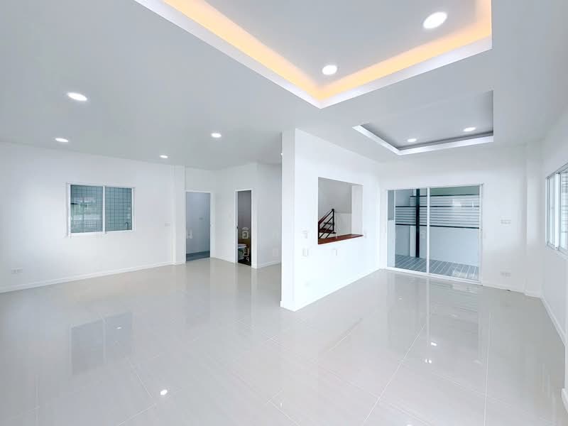 Baan Varapirom Lumlukka-Klong 3 : บ้านวราภิรมย์ ลำลูกกา-คลอง 3, ปทุมธานี, ลาดสวาย, ลำลูกกา, ปทุมธานี, 140 ตร.ม., บ้านแฝด ขาย, โดย ภัทรนัน อิศรางกูร ณ อยุธยา, 500248546 - DDproperty.com