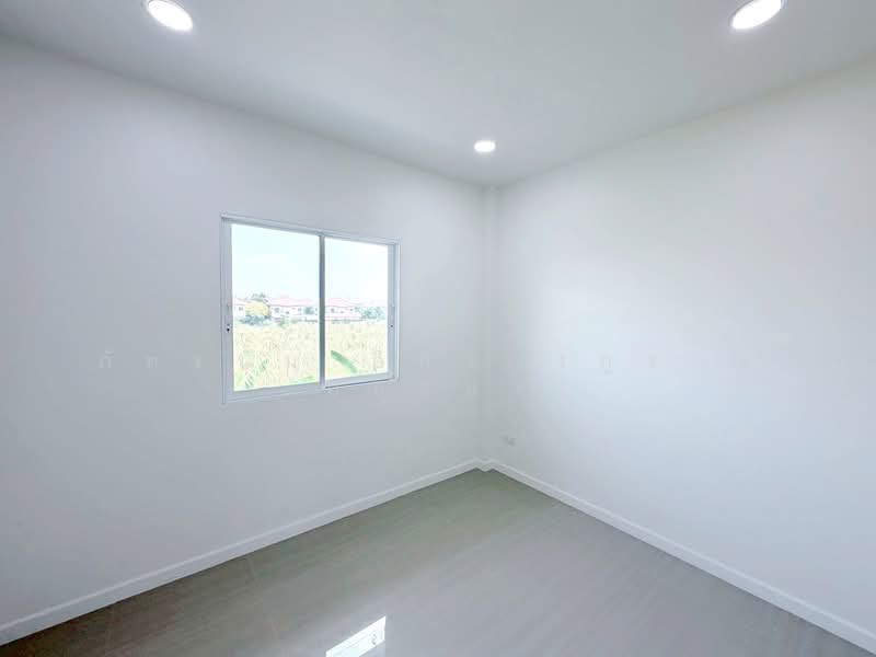 Baan Varapirom Lumlukka-Klong 3 : บ้านวราภิรมย์ ลำลูกกา-คลอง 3, ปทุมธานี, ลาดสวาย, ลำลูกกา, ปทุมธานี, 140 ตร.ม., บ้านแฝด ขาย, โดย ภัทรนัน อิศรางกูร ณ อยุธยา, 500248546 - DDproperty.com