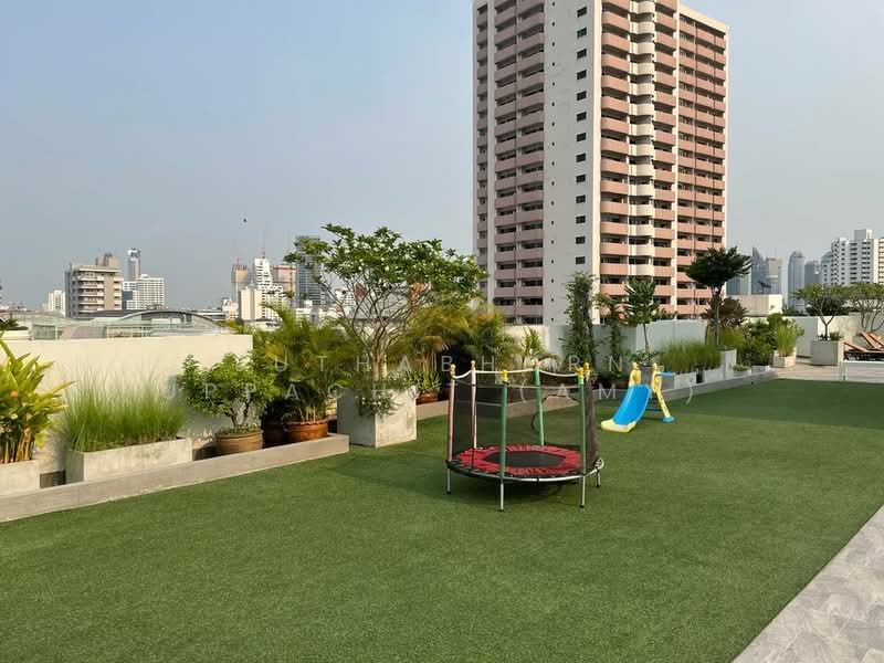 39 Suites, Bangkok, Sukhumvit 39, Khlong Tan Nua, Watthana, Bangkok, 1 Bedroom, 33 sqm, Condo For Rent, by Juthabhorn Uppachit (Amy), 500248564 - DDproperty.com