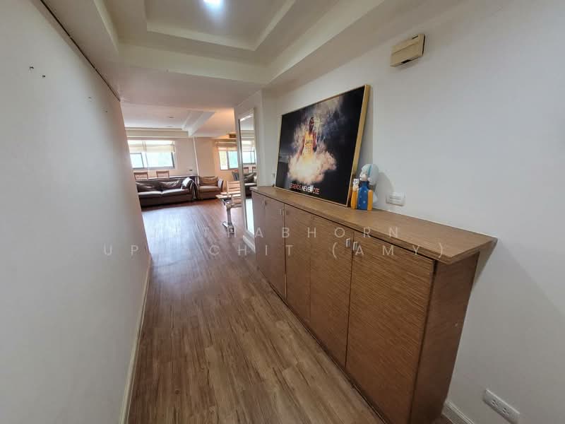 Royal Castle Sukhumvit : รอยัล คาสเซอร์ สุขุมวิท, กรุงเทพ, 30 ซอยสุขุมวิท 39, คลองเตยเหนือ, วัฒนา, กรุงเทพ, 165 ตร.ม., คอนโด ให้เช่า, โดย Juthabhorn Uppachit (Amy), 500248574 - DDproperty.com