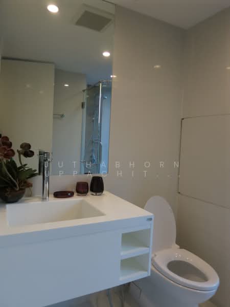 Collezio Sathorn-Pipat, Bangkok, 41 Soi Pipat 1 Silom Road, Silom, Bang Rak, Bangkok, 2 Bedrooms, 63 sqm, Condo For Rent, by Juthabhorn Uppachit (Amy), 500248579 - DDproperty.com