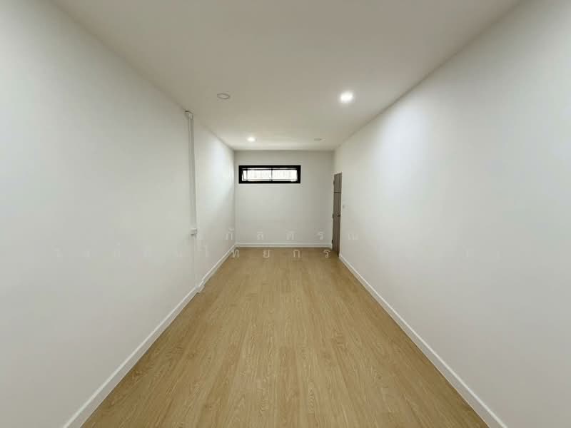 ทาวน์เฮาส์ 2 ชั้น ซอยเสนานิคม1 ถนนเสนานิคม1 ซ.35 ลาดปลาเค้า แขวงลาดพร้าว เขตลาดพร้าว, Bangkok, เสนานิคม1, Lat Phrao, Lat Phrao, Bangkok, 2 Bedrooms, 80 sqm, Townhouse For Sale, by นภัสศรณ์ วงศ์สินไทยกร (นันท์), 500248586 - DDproperty.com