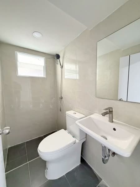 ทาวน์เฮาส์ 2 ชั้น ซอยเสนานิคม1 ถนนเสนานิคม1 ซ.35 ลาดปลาเค้า แขวงลาดพร้าว เขตลาดพร้าว, Bangkok, เสนานิคม1, Lat Phrao, Lat Phrao, Bangkok, 2 Bedrooms, 80 sqm, Townhouse For Sale, by นภัสศรณ์ วงศ์สินไทยกร (นันท์), 500248586 - DDproperty.com