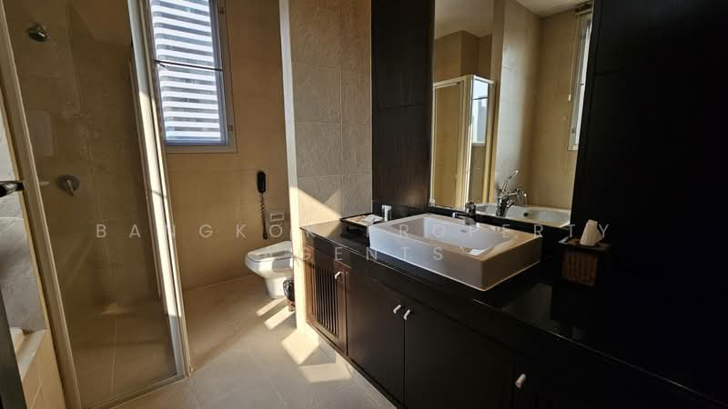 Grand Mercure Bangkok Asoke Residence, Bangkok, 50 5 Soi Sukhumvit 19, Khlong Tan Nua, Watthana, Bangkok, 3 Bedrooms, 220 sqm, Condo For Rent, by BANGKOK PROPERTY AGENTS, 500248593 - DDproperty.com