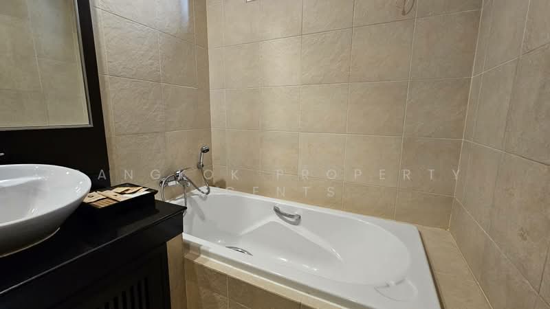 Grand Mercure Bangkok Asoke Residence : แกรนด์ เมอร์เคียว อโศก เรสซิเดนซ์, กรุงเทพ, 50 5 ซอย สุขุมวิท 19, คลองตันเหนือ, วัฒนา, กรุงเทพ, 220 ตร.ม., คอนโด ให้เช่า, โดย BANGKOK PROPERTY AGENTS, 500248593 - DDproperty.com
