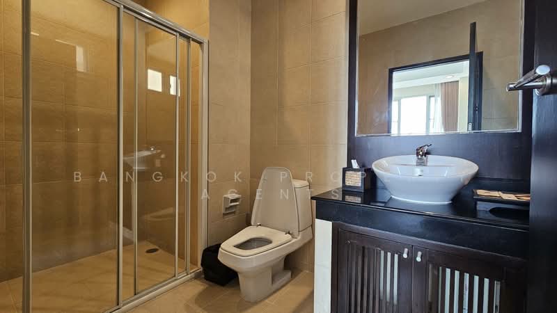 Grand Mercure Bangkok Asoke Residence, Bangkok, 50 5 Soi Sukhumvit 19, Khlong Tan Nua, Watthana, Bangkok, 3 Bedrooms, 220 sqm, Condo For Rent, by BANGKOK PROPERTY AGENTS, 500248593 - DDproperty.com