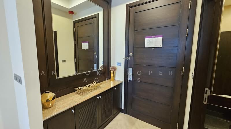Grand Mercure Bangkok Asoke Residence, Bangkok, 50 5 Soi Sukhumvit 19, Khlong Tan Nua, Watthana, Bangkok, 3 Bedrooms, 220 sqm, Condo For Rent, by BANGKOK PROPERTY AGENTS, 500248593 - DDproperty.com