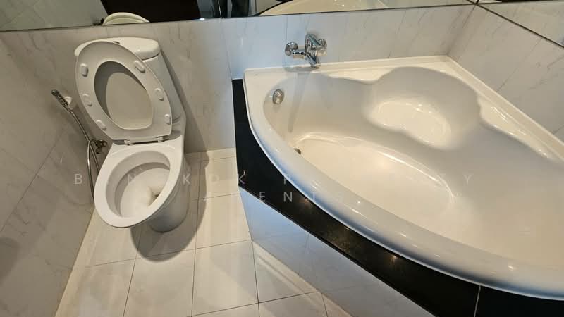 Royal Residence Park, Bangkok, 99 Royal Resident Park Lumphini, Lumphini, Pathum Wan, Bangkok, 3 Bedrooms, 220 sqm, Condo For Rent, by BANGKOK PROPERTY AGENTS, 500248603 - DDproperty.com