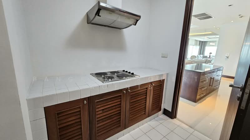 Royal Residence Park, Bangkok, 99 Royal Resident Park Lumphini, Lumphini, Pathum Wan, Bangkok, 3 Bedrooms, 220 sqm, Condo For Rent, by BANGKOK PROPERTY AGENTS, 500248603 - DDproperty.com
