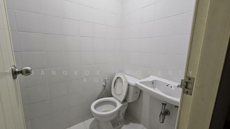 Royal Residence Park, Bangkok, 99 Royal Resident Park Lumphini, Lumphini, Pathum Wan, Bangkok, 3 Bedrooms, 220 sqm, Condo For Rent, by BANGKOK PROPERTY AGENTS, 500248603 - DDproperty.com