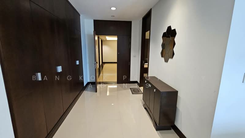 Royal Residence Park, Bangkok, 99 Royal Resident Park Lumphini, Lumphini, Pathum Wan, Bangkok, 3 Bedrooms, 220 sqm, Condo For Rent, by BANGKOK PROPERTY AGENTS, 500248603 - DDproperty.com