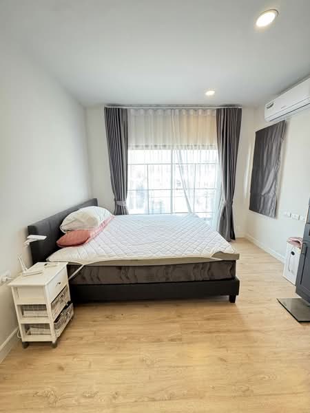 ให้เช่าบ้านแฝด ม.มณีรินทร์มิดทาวน์ บางพระ ศรีราชา, Chon Buri (Pattaya), Bang Phra, Si Racha, Chon Buri (Pattaya), 3 Bedrooms, 150 sqm, Semi-Detached House (Twin House) For Rent, by Dusit Saengfa, 500248608 - DDproperty.com