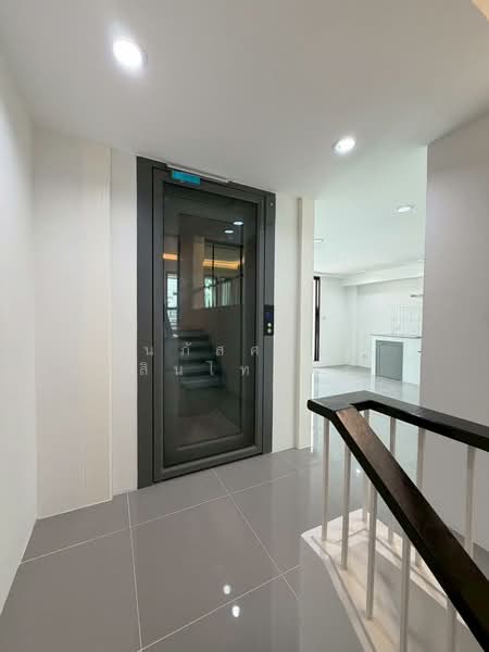 ทาวน์โฮม 4.5 ชั้น พร้อมลิฟต์ - สุขุมวิท101 (Sukhumvit 101) แขวงพระโขนงเหนือ เขตวัฒนา, กรุงเทพ, สุขุมวิท101, พระโขนงเหนือ, วัฒนา, กรุงเทพ, 200 ตร.ม., ทาวน์เฮ้าส์ ขาย, โดย นภัสศรณ์ วงศ์สินไทยกร (นันท์), 500248614 - DDproperty.com