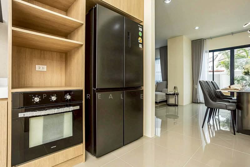 3 Bedroom Pool Villa for Sale in East Pattaya, Chon Buri (Pattaya), Bang Lamung, Bang Lamung (Pattaya), Chon Buri (Pattaya), 3 Bedrooms, 240 sqm, Villa For Sale, by PLC real estate, 500248623 - DDproperty.com