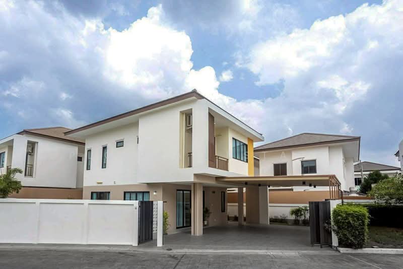 3 Bedroom Pool Villa for Sale in East Pattaya, Chon Buri (Pattaya), Bang Lamung, Bang Lamung (Pattaya), Chon Buri (Pattaya), 3 Bedrooms, 240 sqm, Villa For Sale, by PLC real estate, 500248623 - DDproperty.com