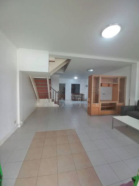 บ้านกลางเมือง ซ. พระรามเก้า 43, Bangkok, Suan Luang, Suan Luang, Bangkok, 3 Bedrooms, 150 sqm, Townhouse For Rent, by Airada Parasarn, 500248628 - DDproperty.com