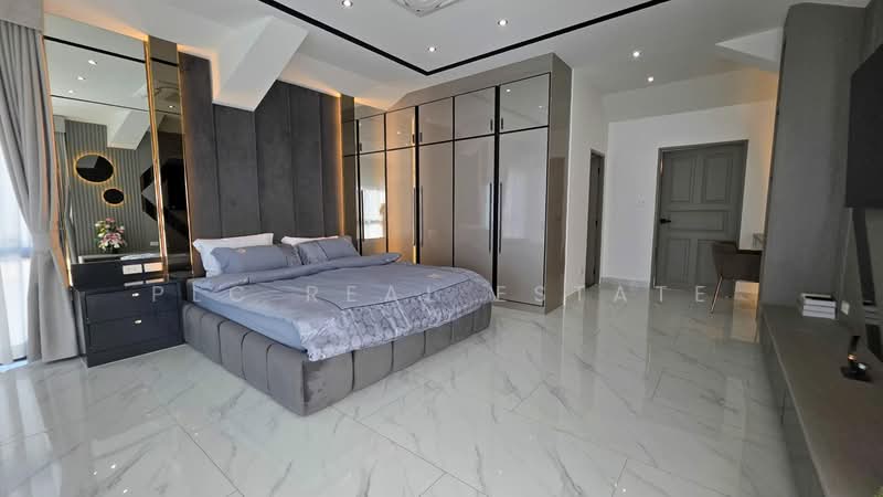 4 Bedroom Pool Villa for Sale in Na Jomtien Pattaya, Chon Buri (Pattaya), Bang Lamung, Bang Lamung (Pattaya), Chon Buri (Pattaya), 4 Bedrooms, 736 sqm, Villa For Sale, by PLC real estate, 500248635 - DDproperty.com