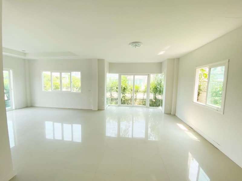 Kunalai Proud Baan Kluay-Sai Noi, Nonthaburi, Ban Kluai-Sai Noi Road, Phimonrat, Bang Bua Thong, Nonthaburi, 3 Bedrooms, 195 sqm, Single Detached House For Sale, by วรัญญา อาชวรัตน์ถาวร, 500248637 - DDproperty.com