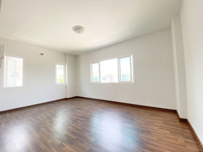 Kunalai Proud Baan Kluay-Sai Noi, Nonthaburi, Ban Kluai-Sai Noi Road, Phimonrat, Bang Bua Thong, Nonthaburi, 3 Bedrooms, 195 sqm, Single Detached House For Sale, by วรัญญา อาชวรัตน์ถาวร, 500248637 - DDproperty.com