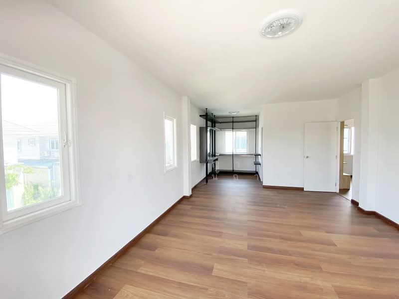 Kunalai Proud Baan Kluay-Sai Noi, Nonthaburi, Ban Kluai-Sai Noi Road, Phimonrat, Bang Bua Thong, Nonthaburi, 3 Bedrooms, 195 sqm, Single Detached House For Sale, by วรัญญา อาชวรัตน์ถาวร, 500248637 - DDproperty.com