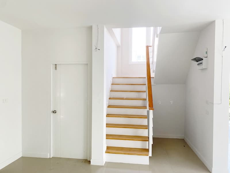 Kunalai Proud Baan Kluay-Sai Noi, Nonthaburi, Ban Kluai-Sai Noi Road, Phimonrat, Bang Bua Thong, Nonthaburi, 3 Bedrooms, 195 sqm, Single Detached House For Sale, by วรัญญา อาชวรัตน์ถาวร, 500248637 - DDproperty.com