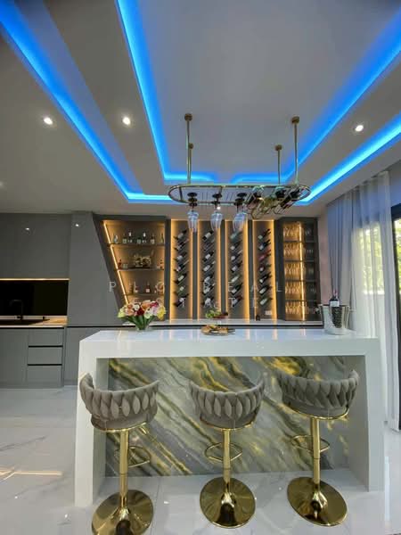 3 Bedroom Pool Villa for Sale in East Pattaya, Chon Buri (Pattaya), Bang Lamung, Bang Lamung (Pattaya), Chon Buri (Pattaya), 3 Bedrooms, 188 sqm, Villa For Sale, by PLC real estate, 500248638 - DDproperty.com