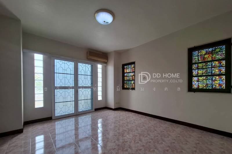 Baan Phetwattana Liap Khlong Prapa-Chaengwattana, Nonthaburi, Pak Kret, Pak Kret, Nonthaburi, 6 Bedrooms, 145 sqm, Single Detached House For Sale, by ธวินันท์ มิ่งมงคล, 500248642 - DDproperty.com