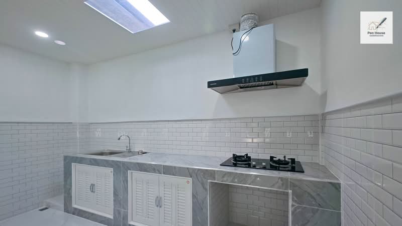 Moobaan KC Ramintra 3, Bangkok, Soi Hatairat 39, Sam Wa Tawan Tok, Khlong Sam Wa, Bangkok, 2 Bedrooms, 16 sqm, Townhouse For Sale, by เพ็ญศิริ ตุ้มเทียน, 500248660 - DDproperty.com