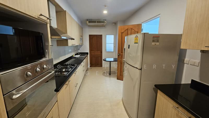 Chaidee Mansion, Bangkok, 75-7 Soi Sukhumvit 11, Khlongtoei Nua, Watthana, Bangkok, 2 Bedrooms, 200 sqm, Condo For Rent, by BANGKOK PROPERTY AGENTS, 500248665 - DDproperty.com