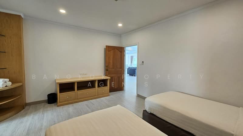 Chaidee Mansion : ใจดี แมนชั่น, กรุงเทพ, 75-7 ซอย สุขุมวิท 11, คลองเตยเหนือ, วัฒนา, กรุงเทพ, 300 ตร.ม., คอนโด ให้เช่า, โดย BANGKOK PROPERTY AGENTS, 500248671 - DDproperty.com