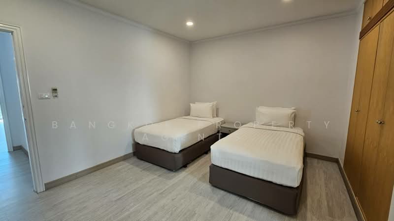Chaidee Mansion, Bangkok, 75-7 Soi Sukhumvit 11, Khlongtoei Nua, Watthana, Bangkok, 3 Bedrooms, 300 sqm, Condo For Rent, by BANGKOK PROPERTY AGENTS, 500248671 - DDproperty.com