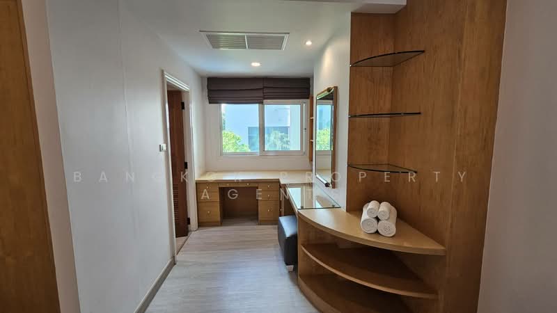 Chaidee Mansion, Bangkok, 75-7 Soi Sukhumvit 11, Khlongtoei Nua, Watthana, Bangkok, 3 Bedrooms, 300 sqm, Condo For Rent, by BANGKOK PROPERTY AGENTS, 500248671 - DDproperty.com