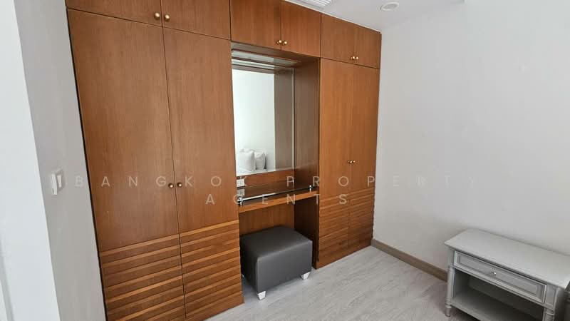Chaidee Mansion, Bangkok, 75-7 Soi Sukhumvit 11, Khlongtoei Nua, Watthana, Bangkok, 3 Bedrooms, 300 sqm, Condo For Rent, by BANGKOK PROPERTY AGENTS, 500248671 - DDproperty.com