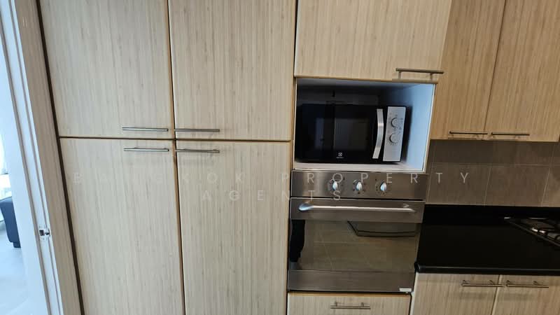 Chaidee Mansion, Bangkok, 75-7 Soi Sukhumvit 11, Khlongtoei Nua, Watthana, Bangkok, 3 Bedrooms, 300 sqm, Condo For Rent, by BANGKOK PROPERTY AGENTS, 500248671 - DDproperty.com