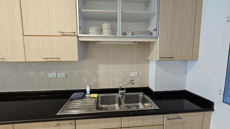 Chaidee Mansion, Bangkok, 75-7 Soi Sukhumvit 11, Khlongtoei Nua, Watthana, Bangkok, 3 Bedrooms, 300 sqm, Condo For Rent, by BANGKOK PROPERTY AGENTS, 500248671 - DDproperty.com