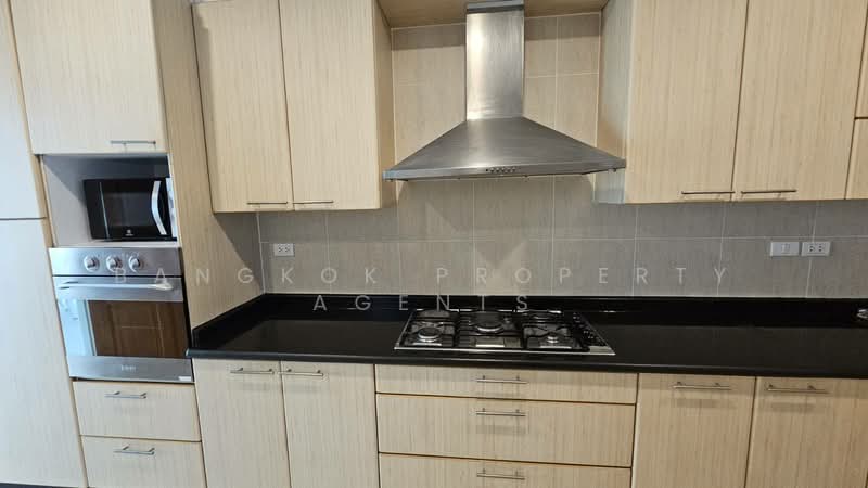 Chaidee Mansion, Bangkok, 75-7 Soi Sukhumvit 11, Khlongtoei Nua, Watthana, Bangkok, 3 Bedrooms, 300 sqm, Condo For Rent, by BANGKOK PROPERTY AGENTS, 500248671 - DDproperty.com