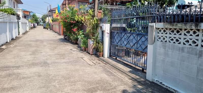 ที่ดิน+บ้านเดี่ยว 2 ชั้น 50 ตร.ว. ใกล้บิ๊กซีลาดพร้าว ซอยลาดพร้าว63 (แยก6), กรุงเทพ, ถนนลาดพร้าว, วังทองหลาง, วังทองหลาง, กรุงเทพ, 200 ตร.ม., บ้านเดี่ยว ขาย, โดย คุณ วรรณรัช บุญสวัสดิ์ (วิน), 500248680 - DDproperty.com