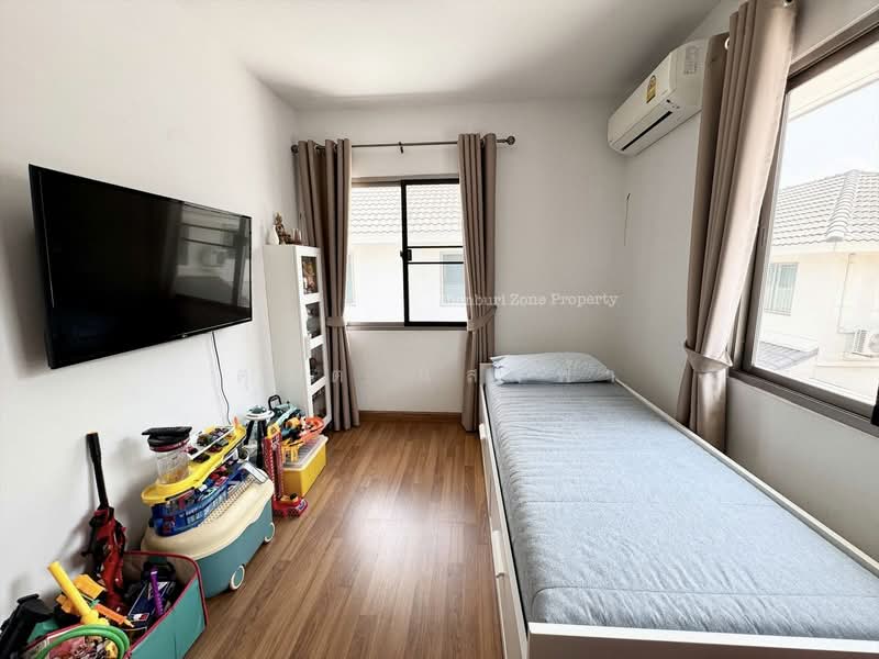 ขายบ้าน ม.ไลฟ์อินเดอะการ์เด้นท์ สวนเสือ ศรีราชา, Chon Buri (Pattaya), Surasak, Si Racha, Chon Buri (Pattaya), 3 Bedrooms, 150 sqm, Semi-Detached House (Twin House) For Sale, by Dusit Saengfa, 500248683 - DDproperty.com