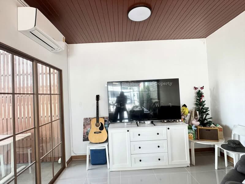 ขายบ้าน ม.ไลฟ์อินเดอะการ์เด้นท์ สวนเสือ ศรีราชา, Chon Buri (Pattaya), Surasak, Si Racha, Chon Buri (Pattaya), 3 Bedrooms, 150 sqm, Semi-Detached House (Twin House) For Sale, by Dusit Saengfa, 500248683 - DDproperty.com