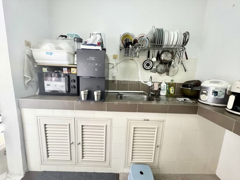 ขายบ้าน ม.ไลฟ์อินเดอะการ์เด้นท์ สวนเสือ ศรีราชา, Chon Buri (Pattaya), Surasak, Si Racha, Chon Buri (Pattaya), 3 Bedrooms, 150 sqm, Semi-Detached House (Twin House) For Sale, by Dusit Saengfa, 500248683 - DDproperty.com