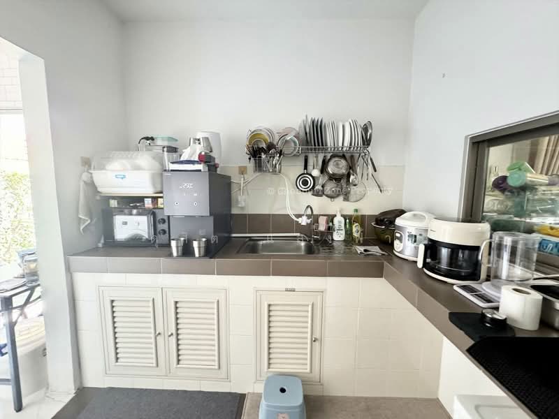 ขายบ้าน ม.ไลฟ์อินเดอะการ์เด้นท์ สวนเสือ ศรีราชา, Chon Buri (Pattaya), Surasak, Si Racha, Chon Buri (Pattaya), 3 Bedrooms, 150 sqm, Semi-Detached House (Twin House) For Sale, by Dusit Saengfa, 500248683 - DDproperty.com