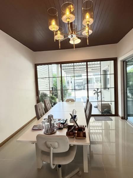 ขายบ้าน ม.ไลฟ์อินเดอะการ์เด้นท์ สวนเสือ ศรีราชา, Chon Buri (Pattaya), Surasak, Si Racha, Chon Buri (Pattaya), 3 Bedrooms, 150 sqm, Semi-Detached House (Twin House) For Sale, by Dusit Saengfa, 500248683 - DDproperty.com